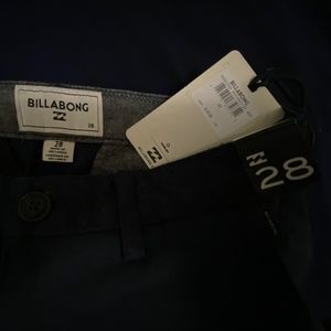 Billabong Shorts - Navy - Size 28